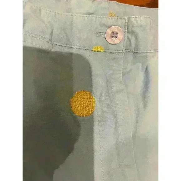 Lilly Pulitzer Classic Capri Whales and Shells in Cape Cod Blue, size 2 - Picture 7 of 11